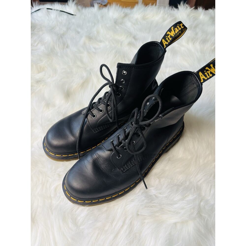 Dr. Martens 1460 BEX smooth black leather lace up boots women’s size 11